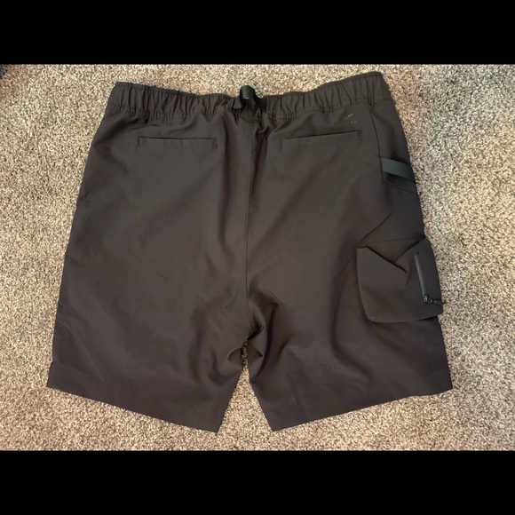 Men's Nike Lab XXL MMW Alyx Cargo Shorts - Picture 2 of 6